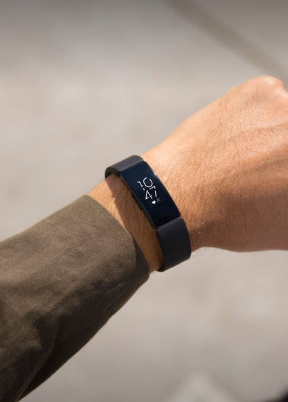 Smart Fitness Tracker Watch – Heart Rate & Sleep Monitor